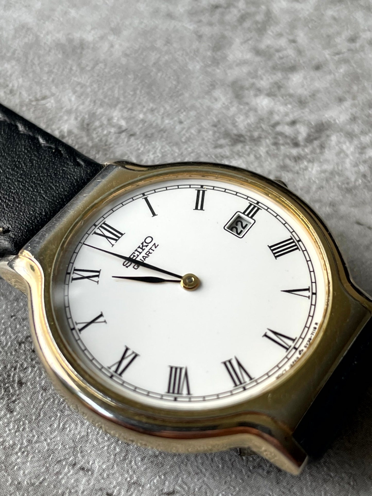 Seiko 5Y39-7040