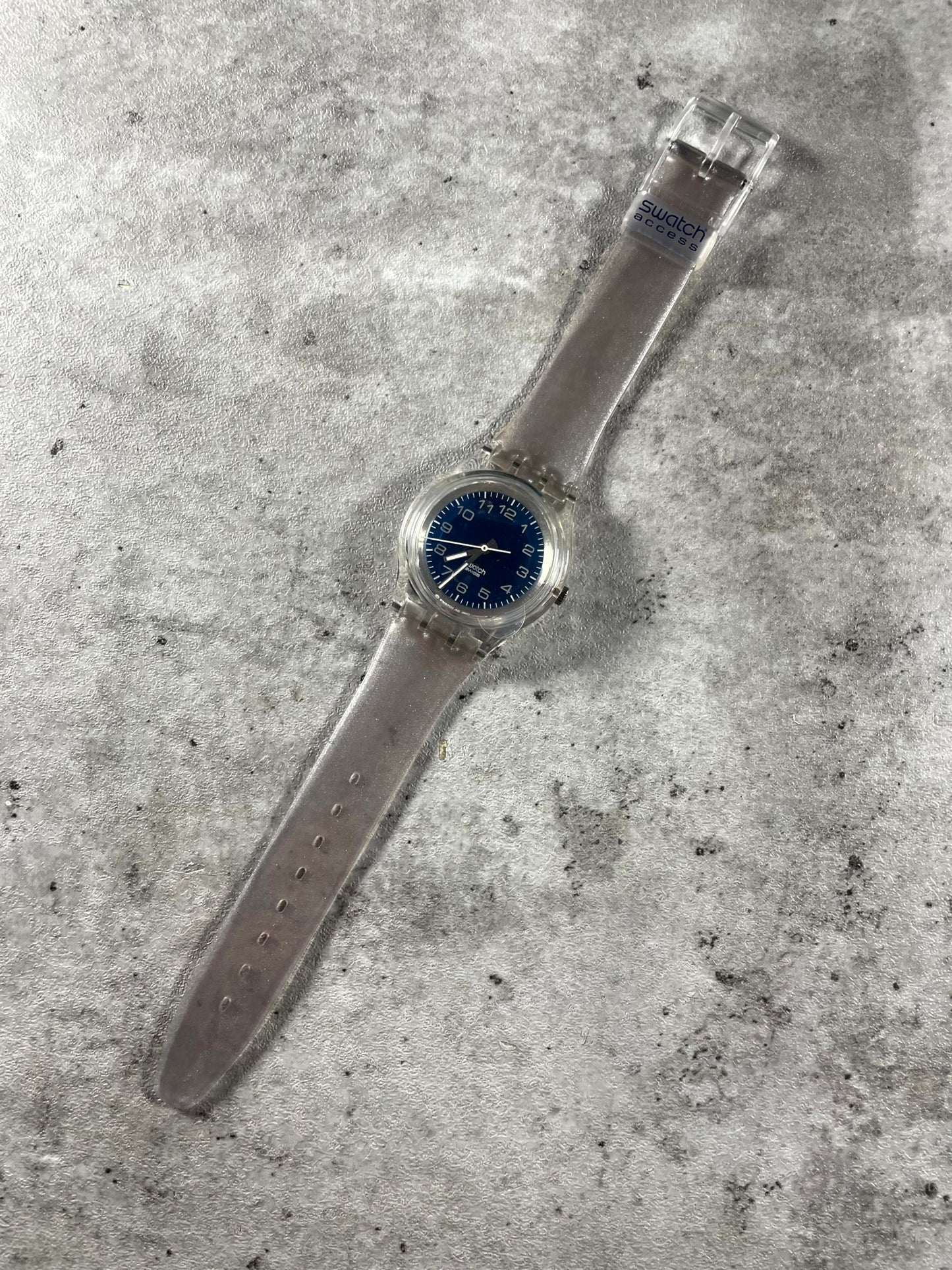 Swatch Jellyfish E000810381 – 1990s Transparent Watch
