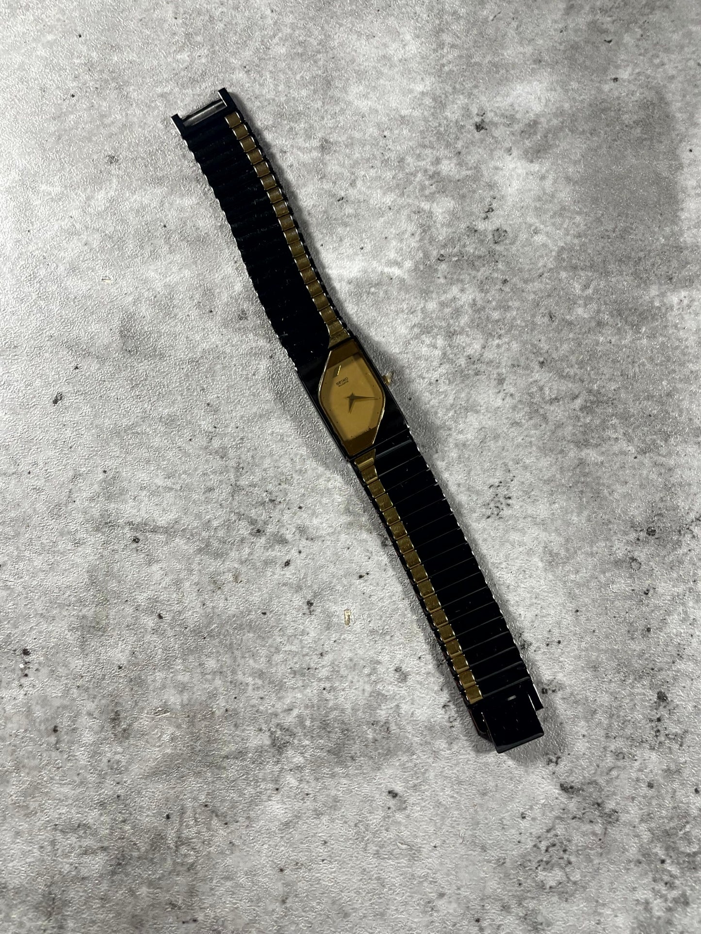 Seiko Halfmoon 080091