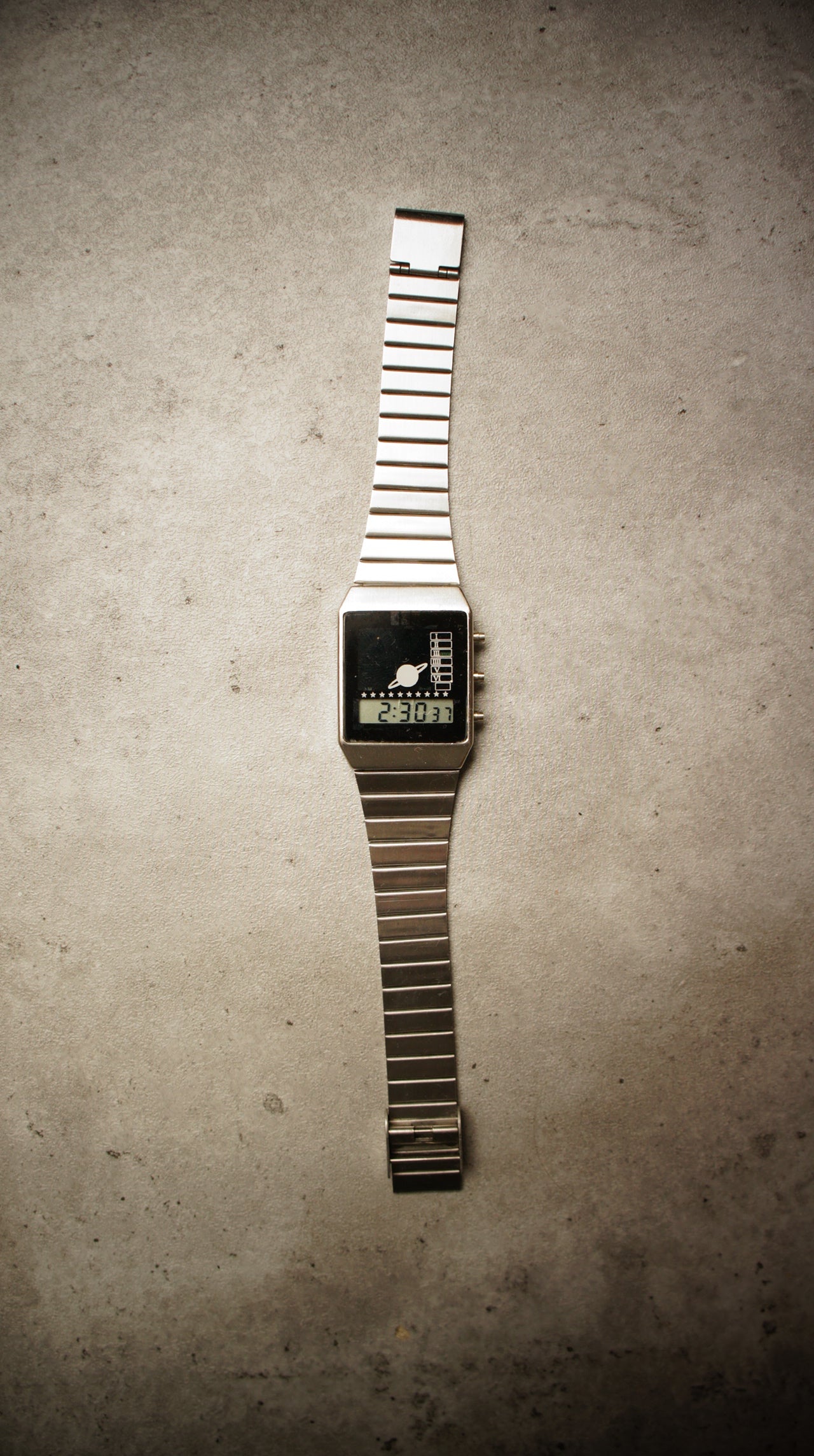 Adidas Planet Digital Watch – Y2K Era