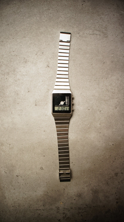 Adidas Planet Digital Watch – Y2K Era