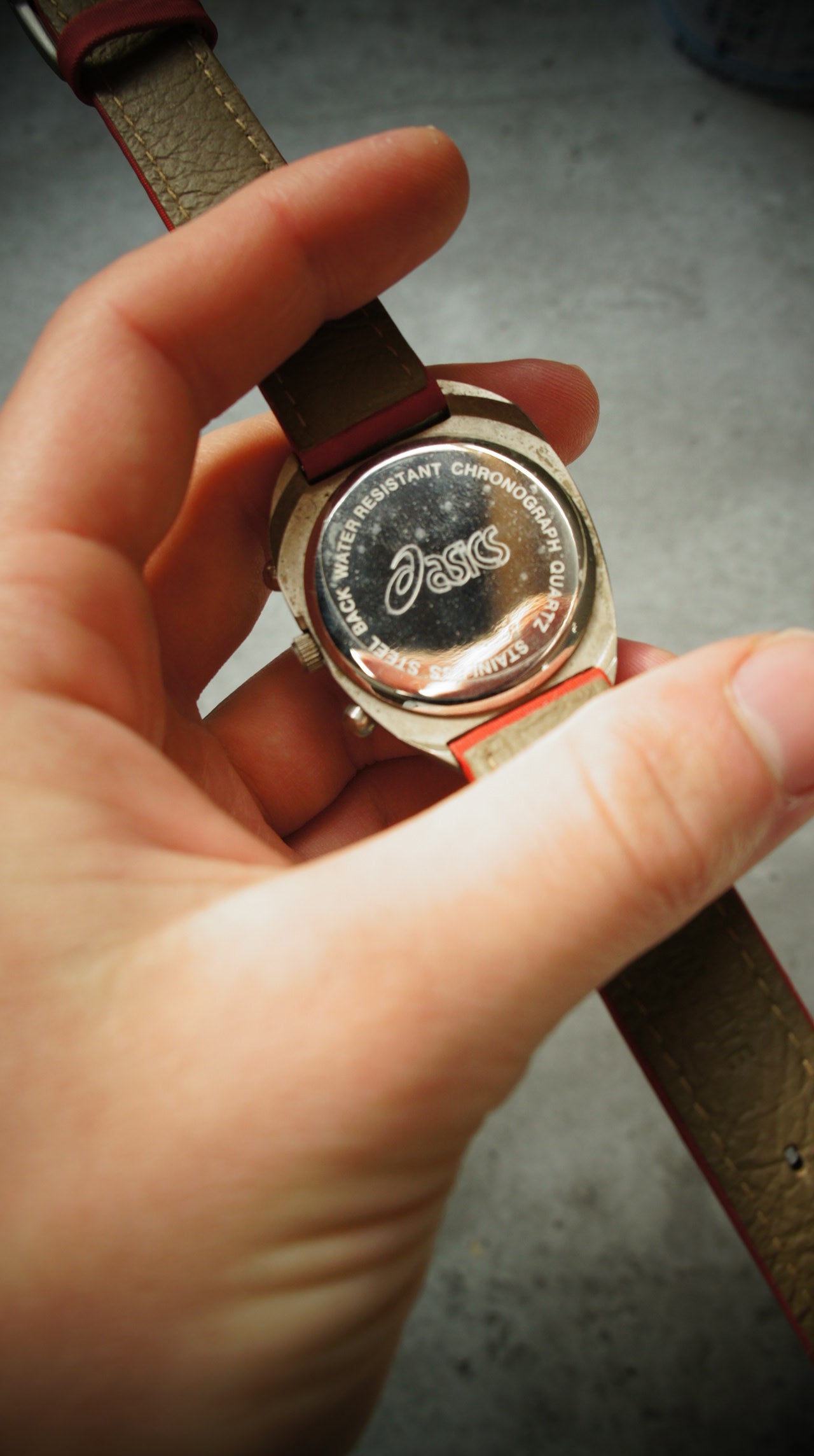 Asics Quartz Chronograph Red – 1990s Sports Watch