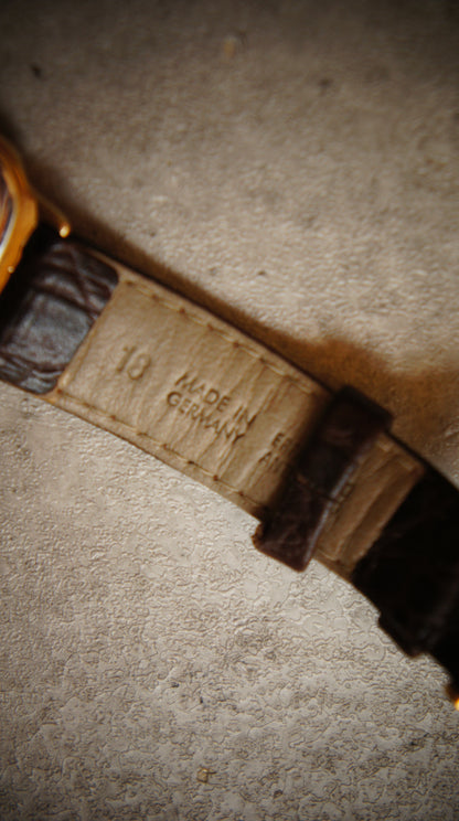 Tissot F 265 – 1990s Gold Vintage Watch