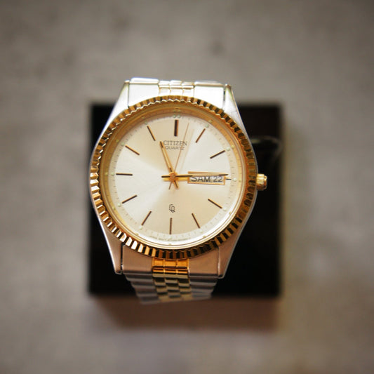 Citizen Daydate – 1990s Bicolor Digital Watch