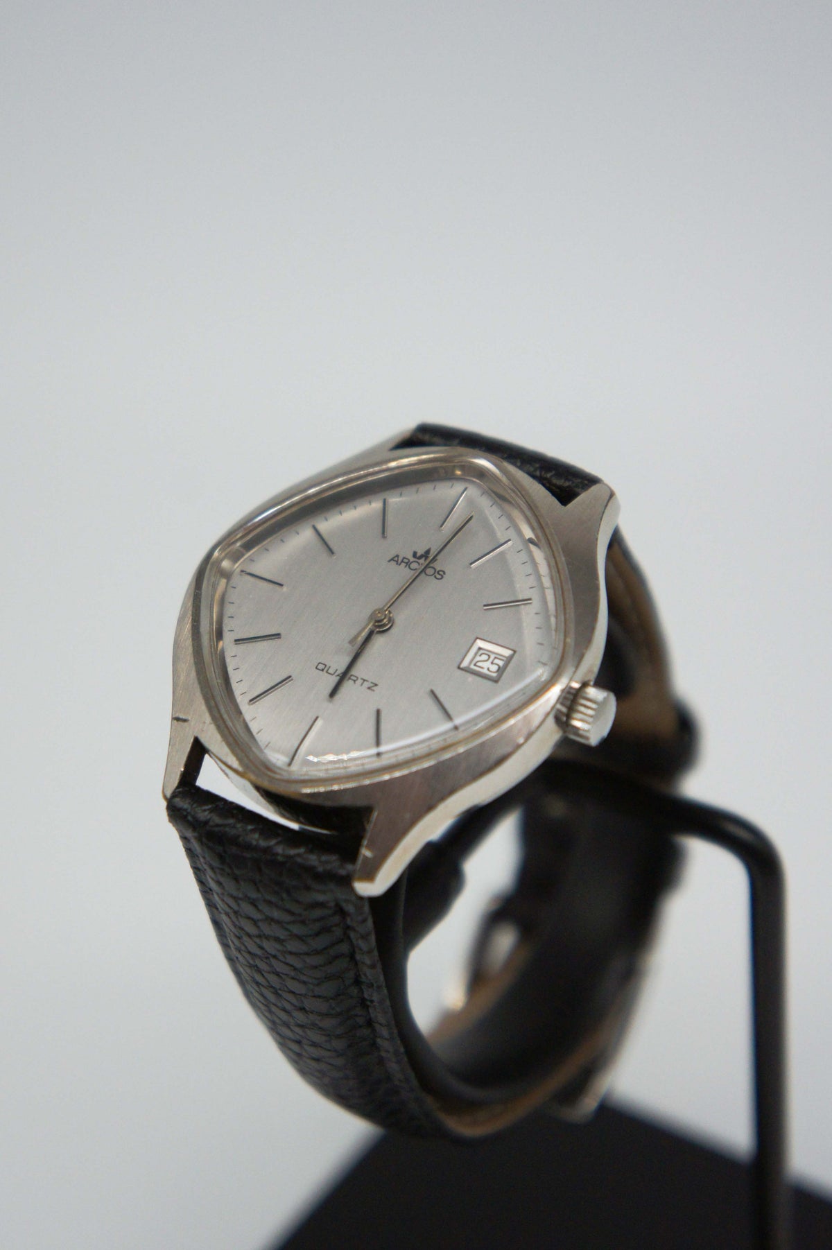 Arctos Quartz Asymmetrical – 1990s analog watch, photo 9 of 10