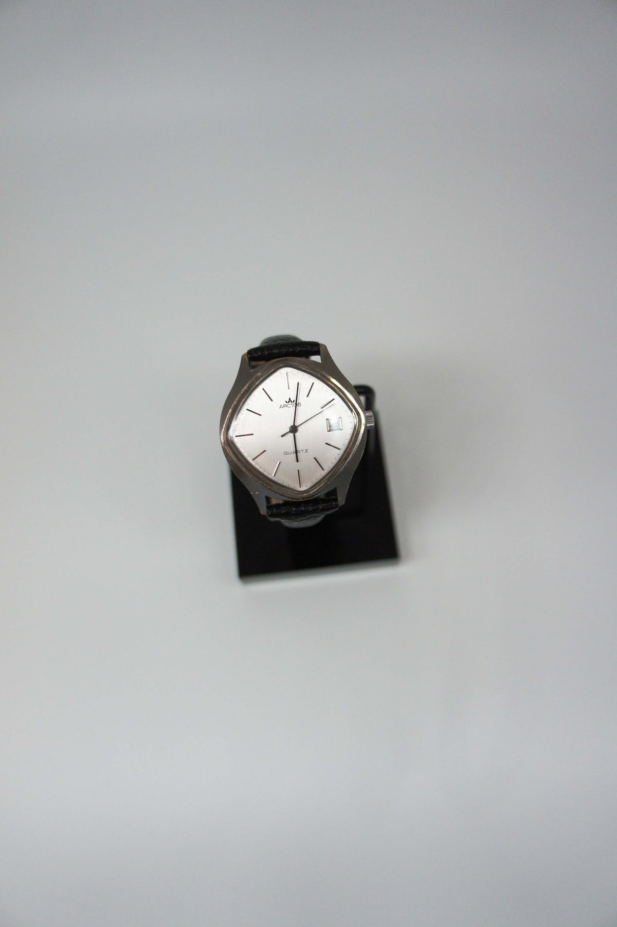 Arctos Quartz Asymmetrical – 1990s analog watch, photo 10 of 10