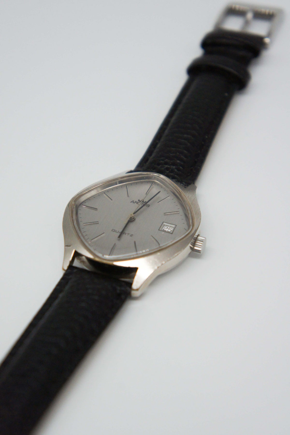 Arctos Quartz Asymmetrical – 1990s analog watch, photo 3 of 10